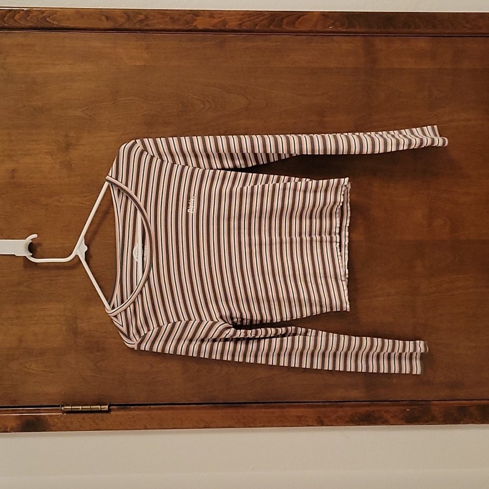 XL long sleeved shirt